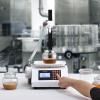 imageVEVOR Weighing Filling Machine 550g Digital Liquid Filling Machine 32Lmin Bottle Filling Machine Peristaltic Pump with Filling Speed Control Function for Perfume Cooking Oil Drink and Wine505000g