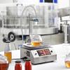 imageVEVOR Weighing Filling Machine 550g Digital Liquid Filling Machine 32Lmin Bottle Filling Machine Peristaltic Pump with Filling Speed Control Function for Perfume Cooking Oil Drink and Wine3015000g