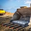 image:imageVEVOR 685 Clamp on Debris Forks for Buckets 7 Fork Tines 4560lbs Load Capacity Heavy Duty Pallet Forks for Tractor Loader Skid Steer Bolt on Bucket Attachments for Removing Yard Waste and Debris48